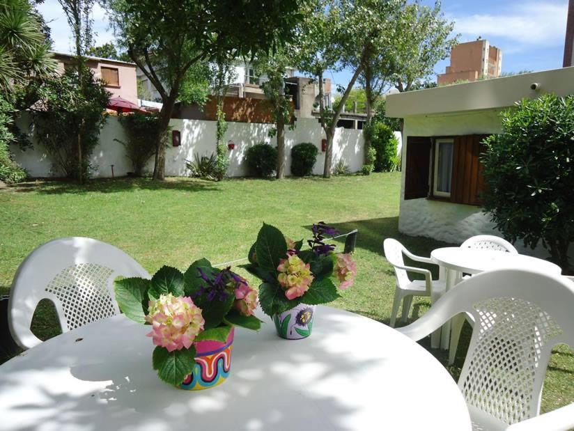 Hosteria Sajonia Villa Gesell Exterior photo